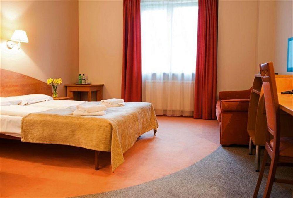 Comfortbiznes Pruszków Eksteriør bilde
